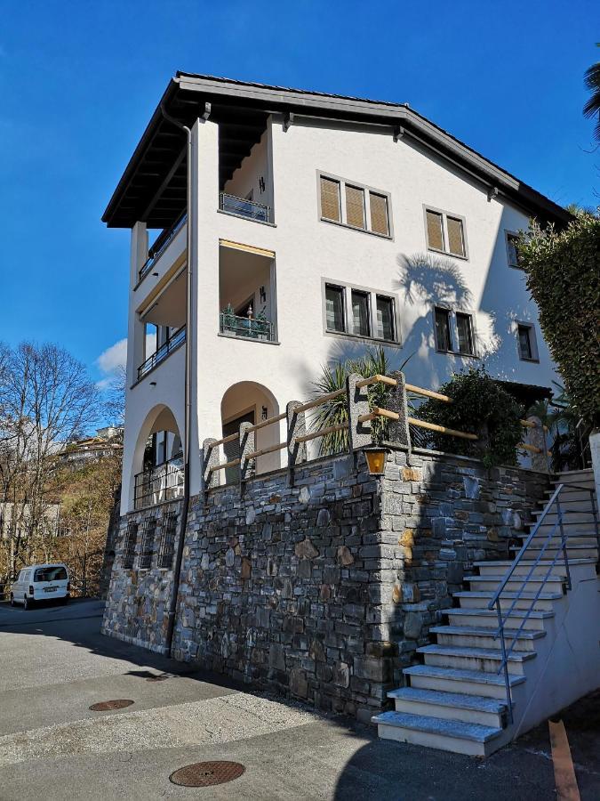 1 Zimmer Apartment Mit Seesicht Und Pool Gambarogno Extérieur photo